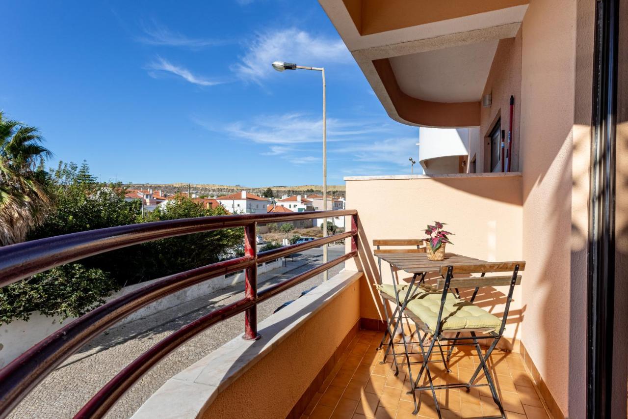 Joivy Deluxe Apt With Terrace In Costa Da Caprica Коста да Капарика Екстериор снимка